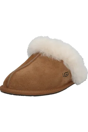 UGG Pantufa 