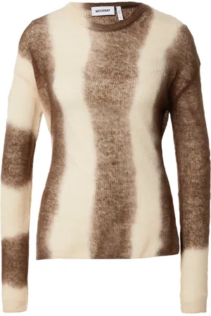 Weekday Pullover 