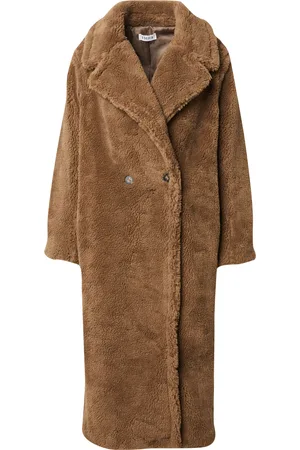 EDITED the label Sobretudo de inverno 