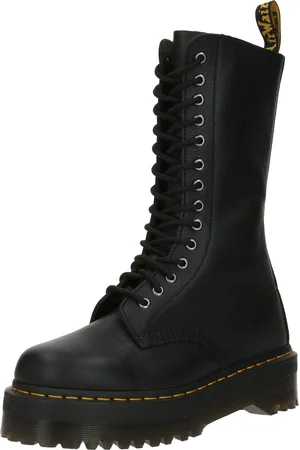 Dr. Martens Bota com atacadores 