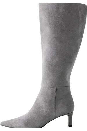 Next Bota 