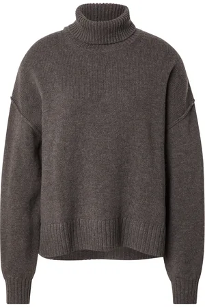 Weekday Pullover 