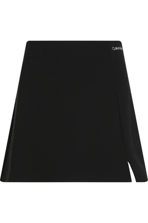 Calvin Klein Saia