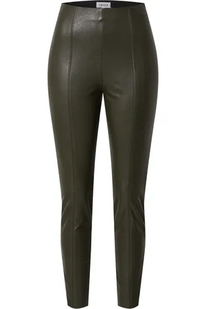 EDITED the label Leggings 
