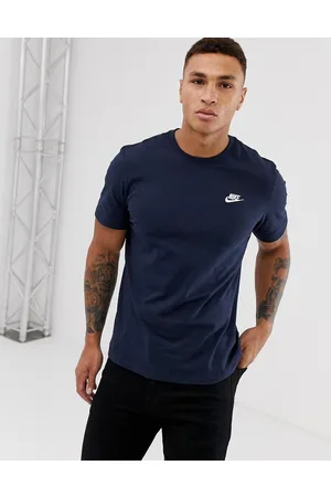 Nike Club t-shirt in