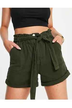New Look Paperbag shorts in khaki