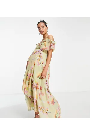 Hope & Ivy Maternity Cold shoulder ruffle maxi dress in sage floral