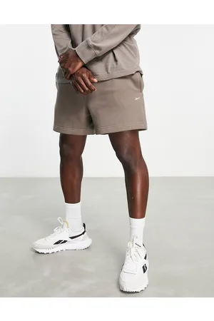 Reebok Classics wardrobe essentials shorts in trek grey