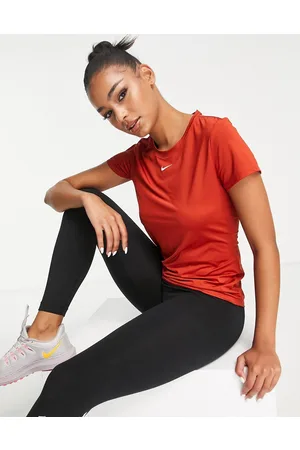 Nike Mulher T-shirts & Manga Curta - Dri-FIT slim t-shirt in dark