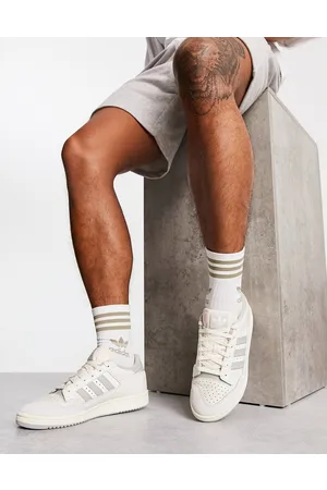 adidas Centennial trainers in and grey
