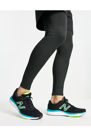 New Balance 680 running trainers in