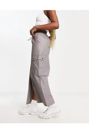 Stradivarius Maxi cargo skirt in light