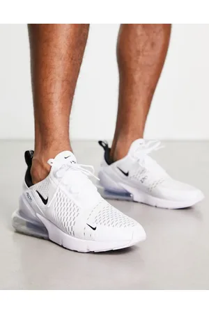 Nike Air Max 270 trainers in