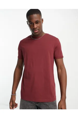 ASOS Homem T-shirts & Manga Curta - T-shirt with roll sleeve in burgundy
