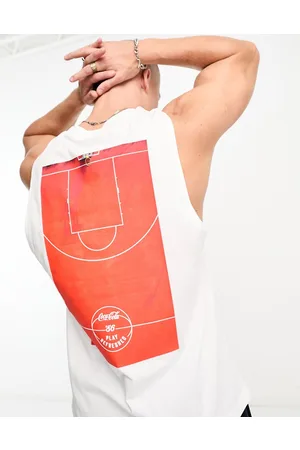ASOS Homem T-shirts & Manga Curta - Vest with Coca Cola print in