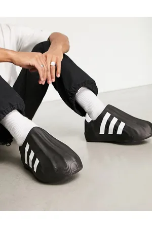 adidas Homem FOM Superstar trainers in and white