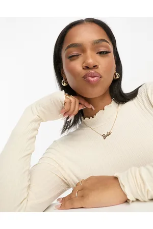 JDY High neck lettuce edge top in cream
