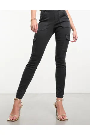 https://images.fashiola.pt/product-list/300x450/asos/60156505/high-waisted-cargo-pant-in-washed.webp