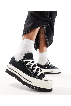 Converse Chuck 70 Trek Ox trainers in