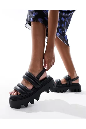 Buffalo Flora TS Quilt flat sandals in