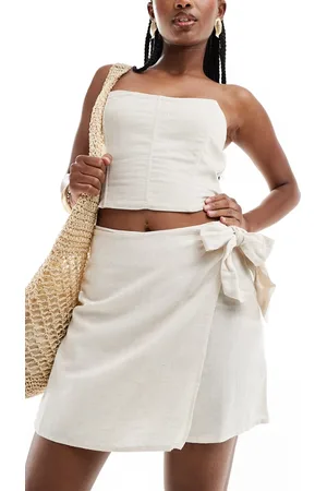 In The Style Linen look tie side skort in stone