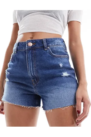 New Look Mom denim shorts in mid