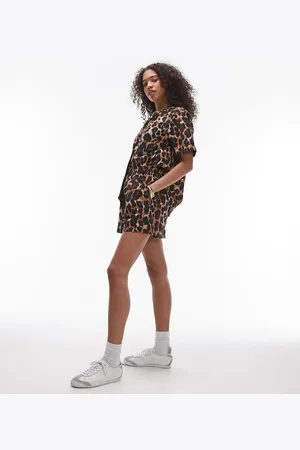 Topshop Co-ord leopard short in