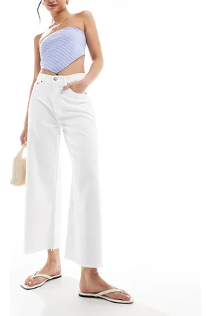Abercrombie & Fitch Cropped wide leg jean with raw hem in
