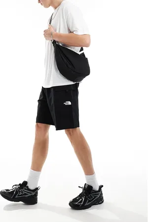 The North Face Logo pocket shorts in