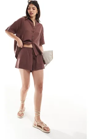 Iisla & Bird Loose fit beach shorts co-ord in brown