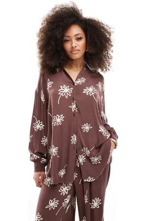 Iisla & Bird Iisla and Bird flower print long sleeve beach shirt co-ord in