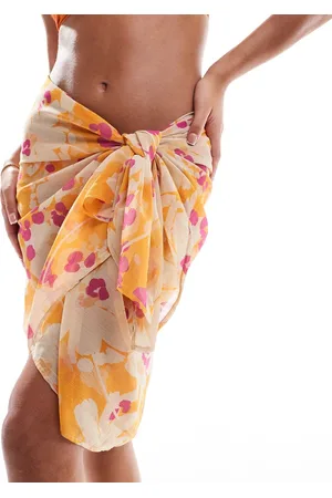 New Look Chiffon sarong in pattern