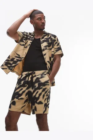 Topman Co-ord blurred floral printed plisse short in