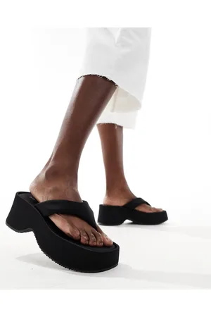 Stradivarius Flatform thong sandal in