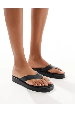 New Look Toe post flat sandal in