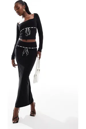 Kaiia Contrast bow detail maxi skirt co-ord in
