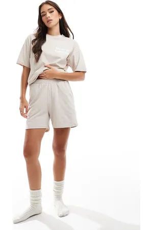 Pieces® Mix and match sweat short in cream