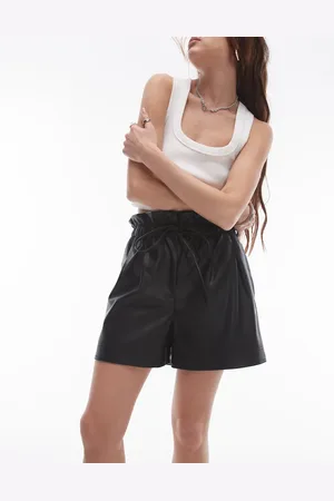 Topshop Faux leather paperbag short in