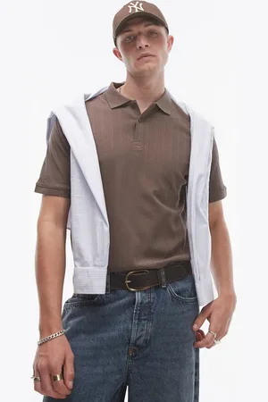 SELECTED Knitted polo shirt with applique pattern in