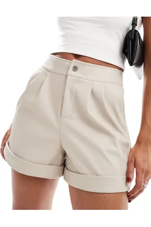 Morgan Leather look tailored short in cream