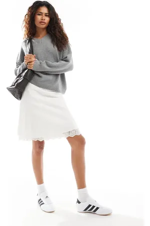 COLLUSION V neck meet and greet jumper with arm rib in