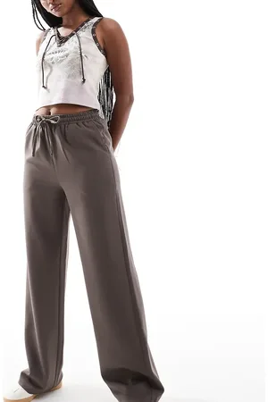 Reclaimed Pull on relaxed trouser in chocolate brown