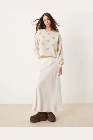 JDY Crew neck heart knitted jumper in beige