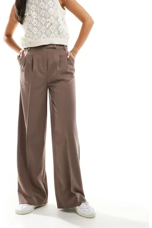 New Look Wide leg tailored trousers in mink