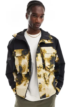 The North Face M66 Ripstop waterproof utlilty pocket jacket in dye print