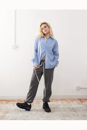 Monki Cuffed joggers in washed