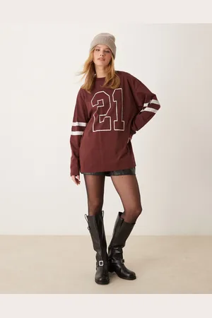 Miss Selfridge Long sleeve graphic varsity tee in chocolate