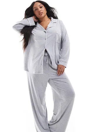 ASOS ASOS DESIGN Curve super soft long sleeve shirt & trouser pyjama set with contrast piping in