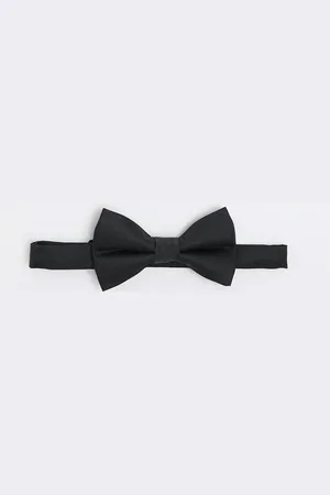 River Island Herringbone bow tie in