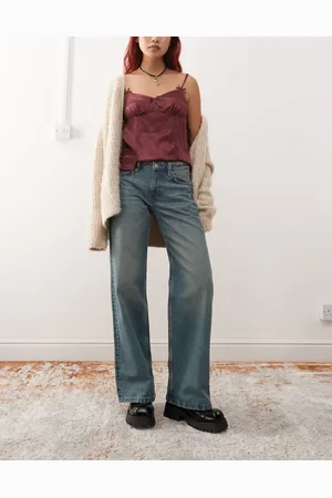 Monki Imoo low waisted wide fit jeans in mid wash
